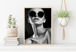FASHION MODELL i solglasögon poster (Lager)