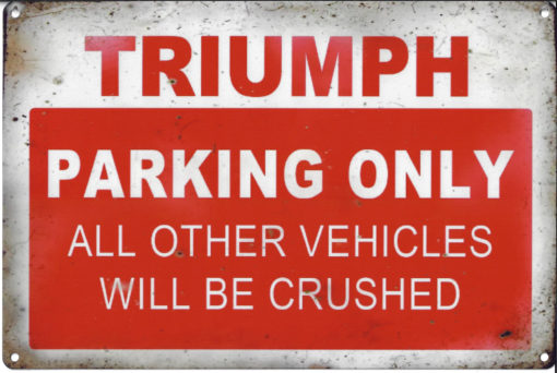 Plåtskylt Triumph parking 20x30cm