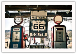 Alternative view of Historiskt Route 66 tankstation