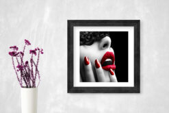 Sensuell vacker kvinna med mask poster - Bild 3
